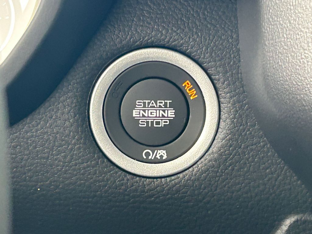 New 2026 Hydro Blue Pearlcoat Ram Big Horn/Lone Star image 17