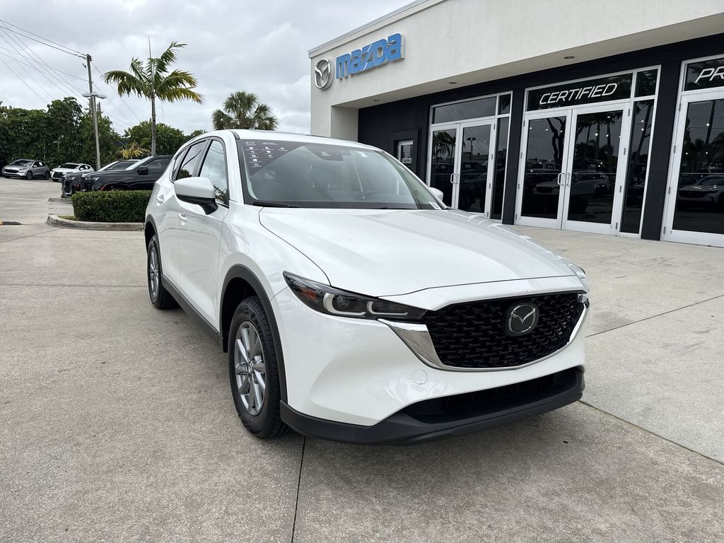 View vehicle photo 7