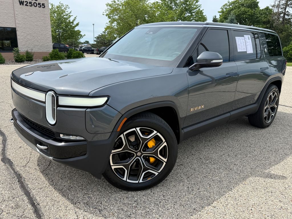 2023 Rivian R1S Adventure Quad-Motor Large Pack's photo