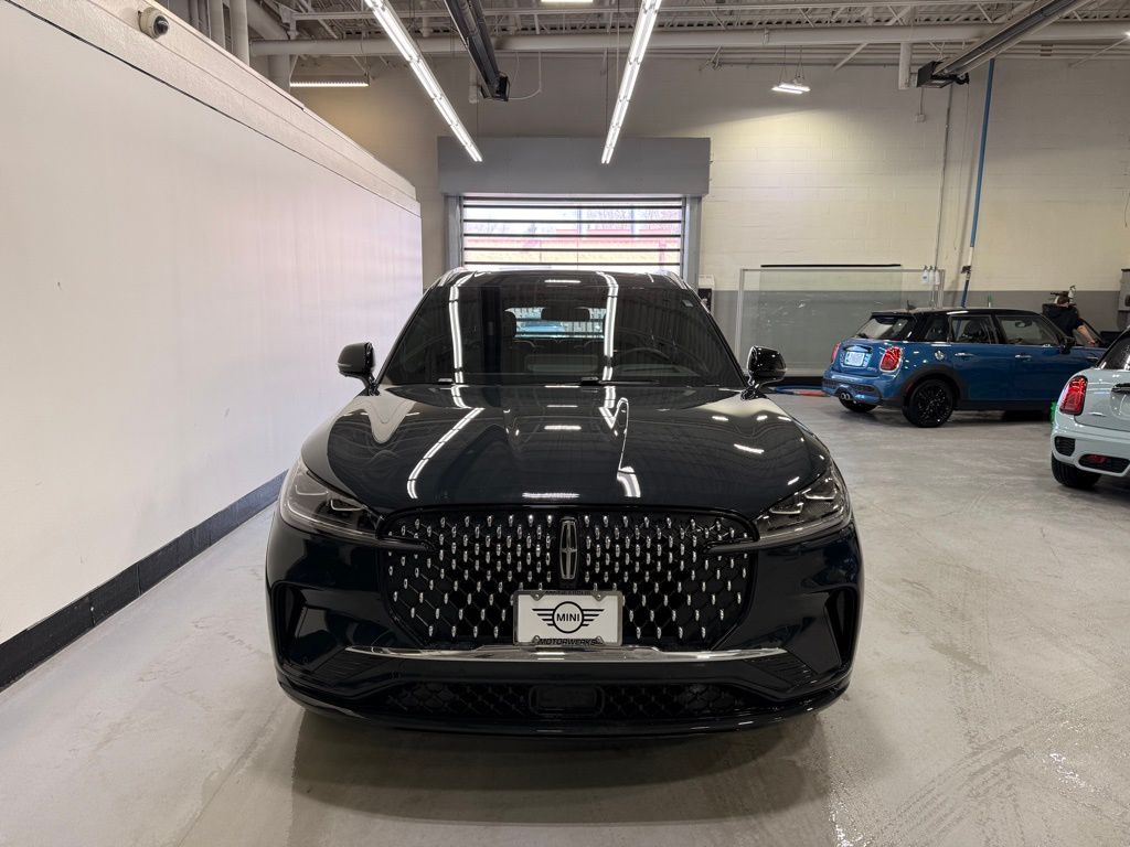 Thumbnail: 2025 Lincoln Aviator - 8