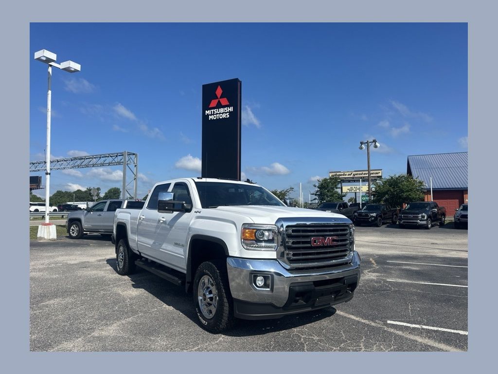 Summit White 2016 GMC Sierra 2500HD Pickup Truck Four-Wheel Drive 6-Speed Automatic Overdrive