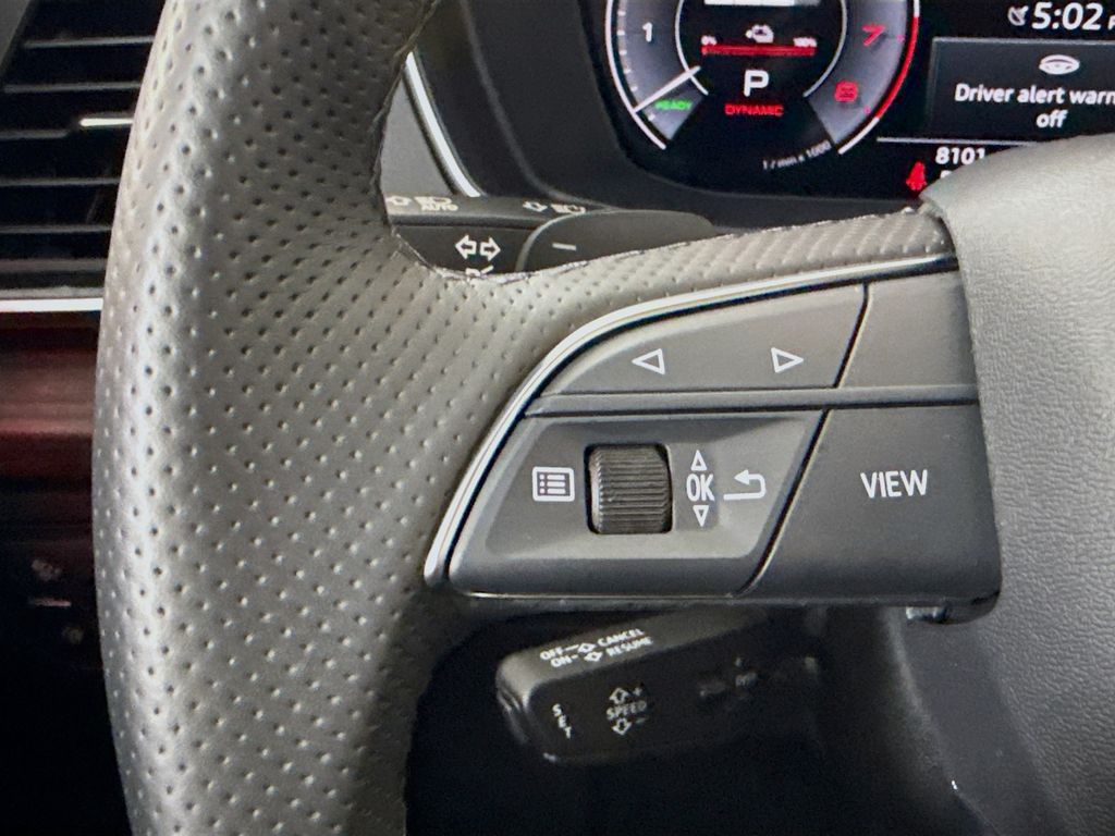 Thumbnail: 2025 Audi Q5 - 11
