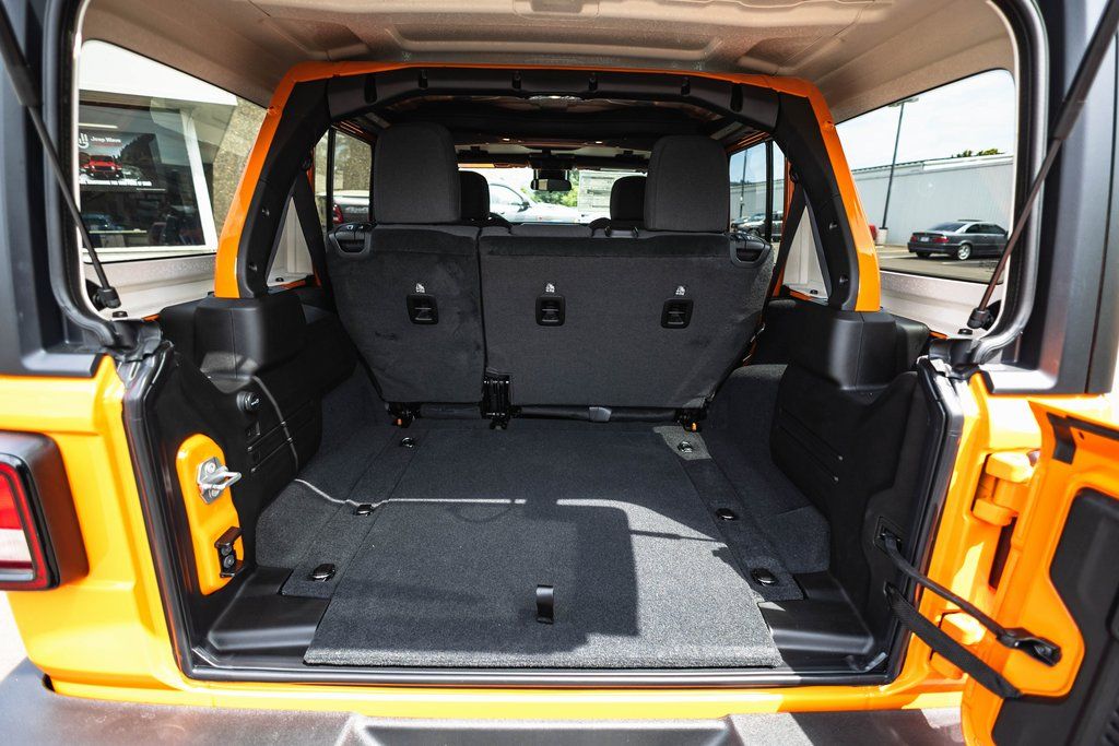 2025 Jeep Wrangler Sport S thumbnail 30