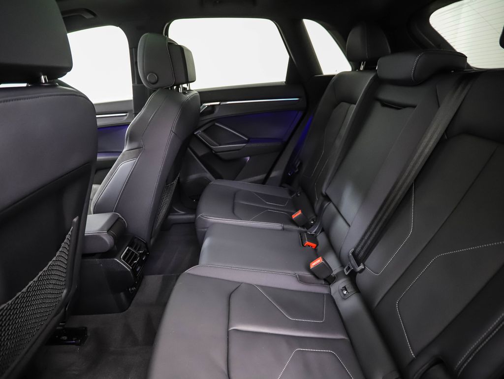 Thumbnail: 2022 Audi Q3 - 22