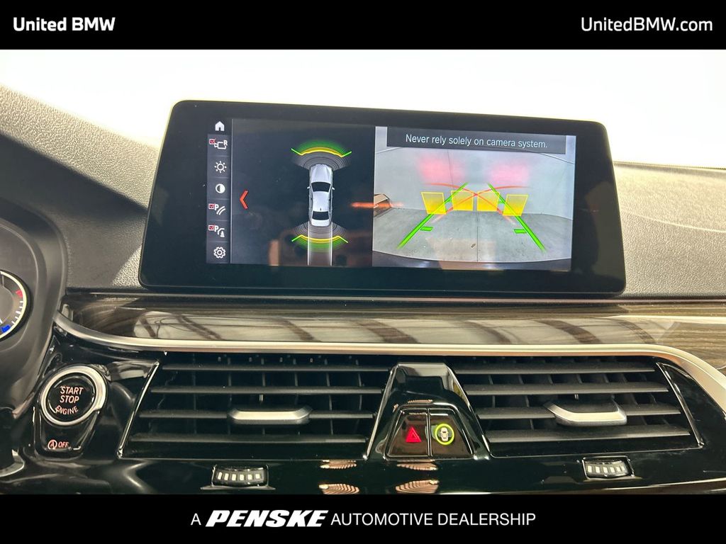 Thumbnail: 2018 BMW 5 Series - 17