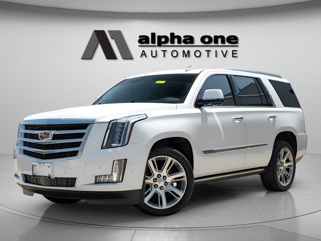 Crystal White Tricoat 2017 Cadillac Escalade SUV / Crossover Rear-Wheel Drive 8-Speed Automatic