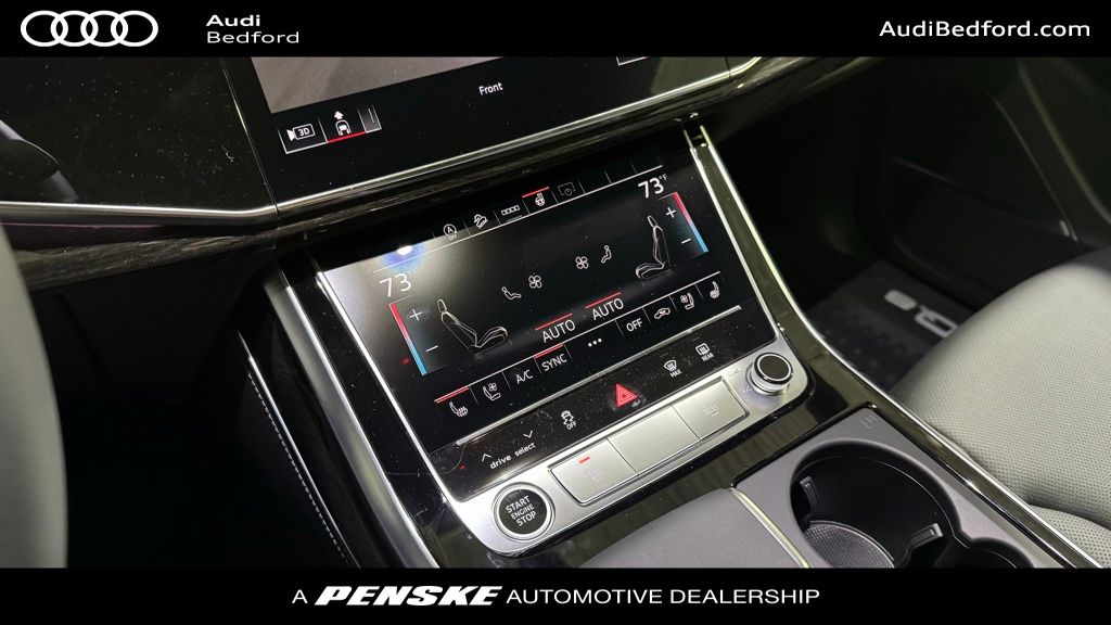 Thumbnail: 2026 Audi Q8 - 16