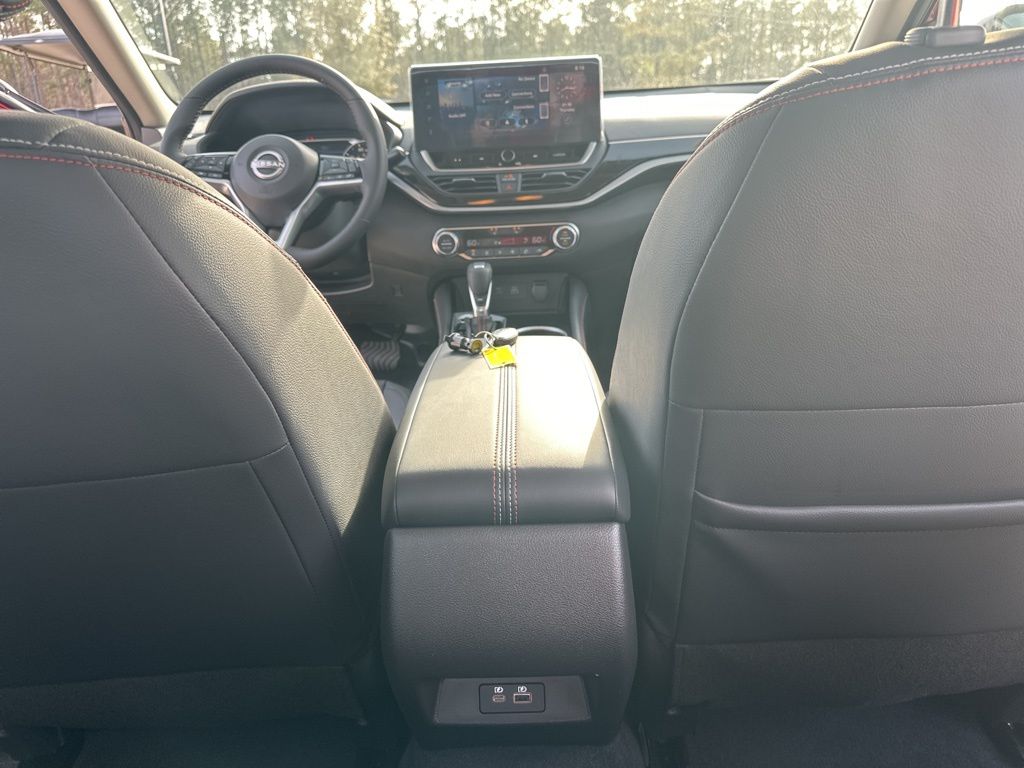 2025 Scarlet Ember Nissan Altima 2.5 SR FWD Sedan