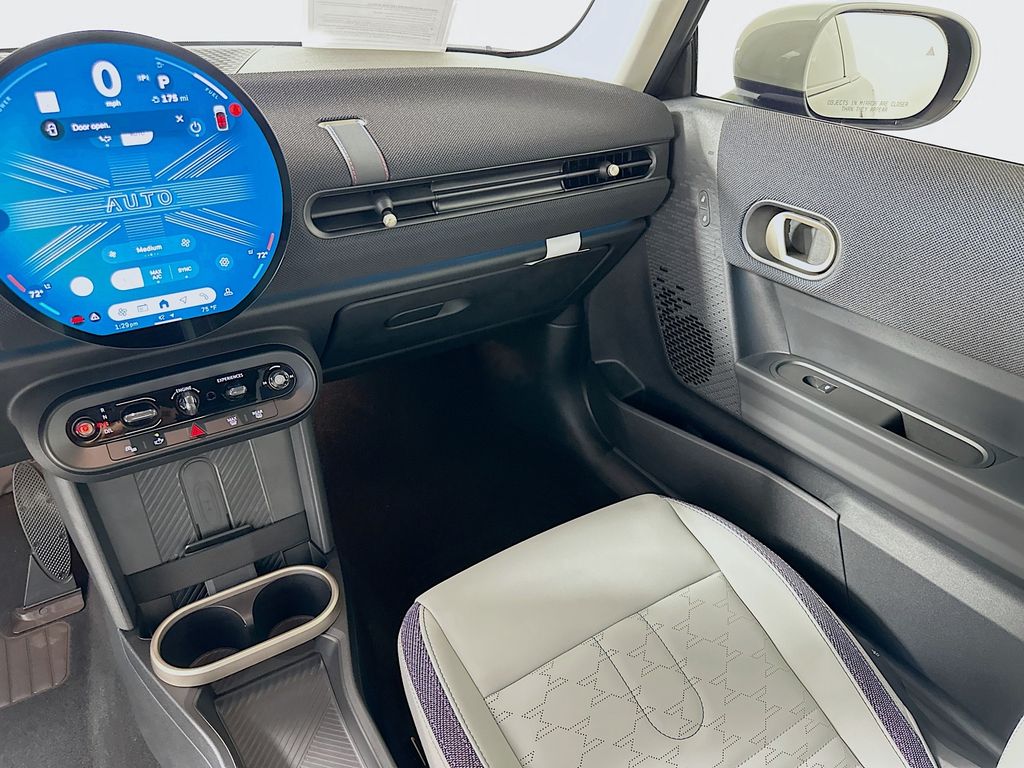 Thumbnail: 2025 MINI Cooper - 24