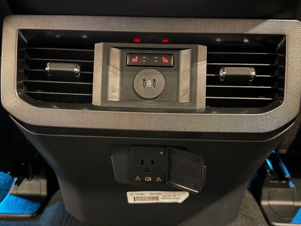 New 2026 Gray Ford Platinum image 30