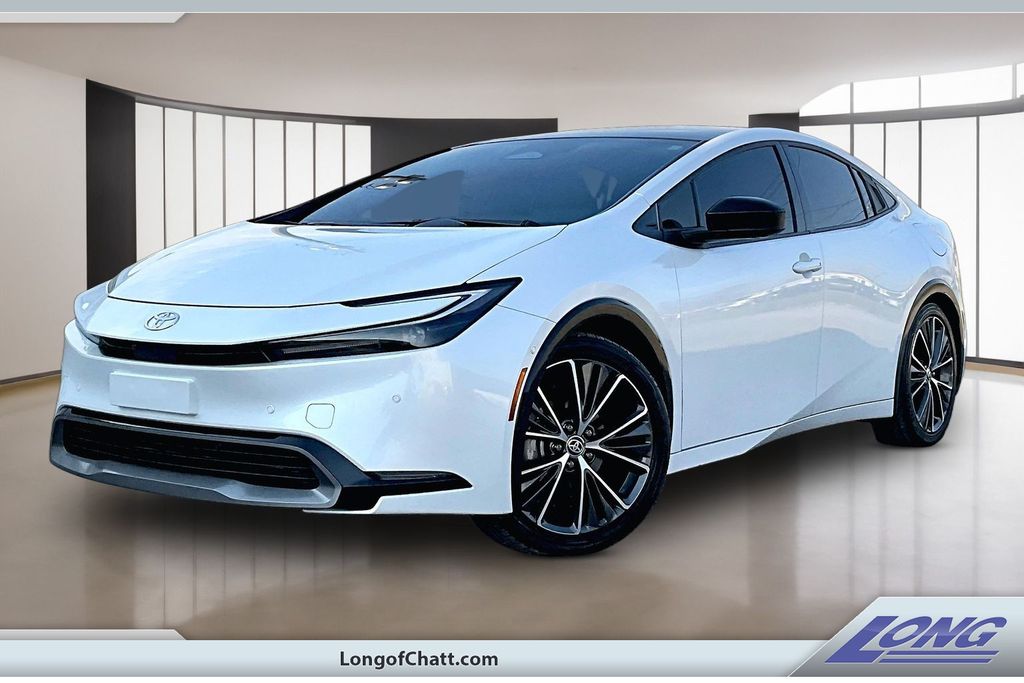 2024 Toyota Prius 