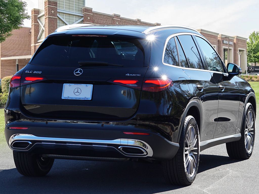 Thumbnail: 2026 Mercedes-Benz GLC - 6