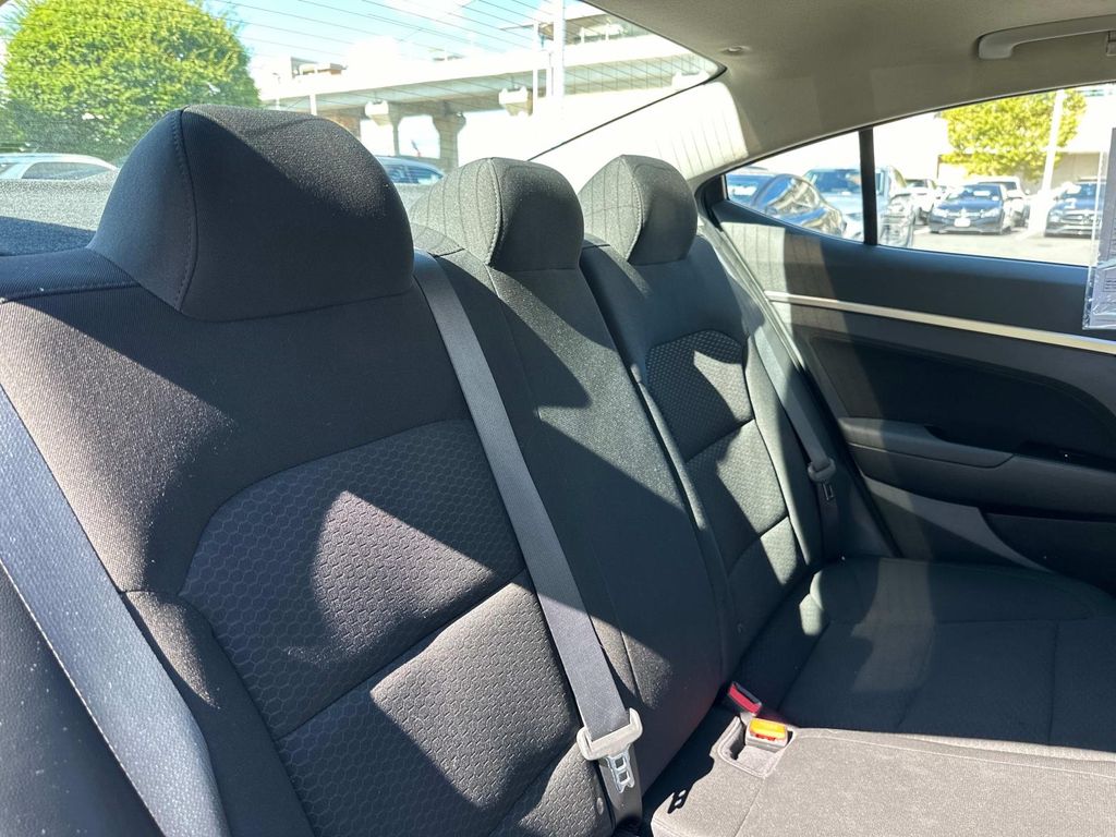 Thumbnail: 2019 Hyundai Elantra - 24