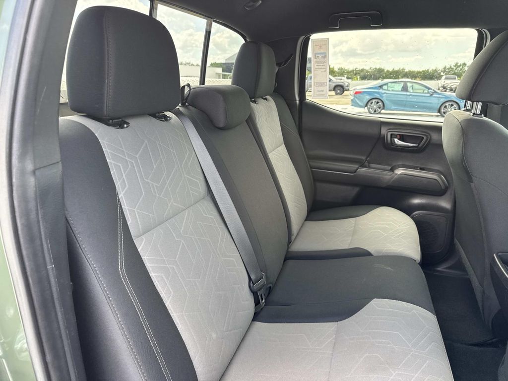 2022 Toyota Tacoma TRD Sport - 8