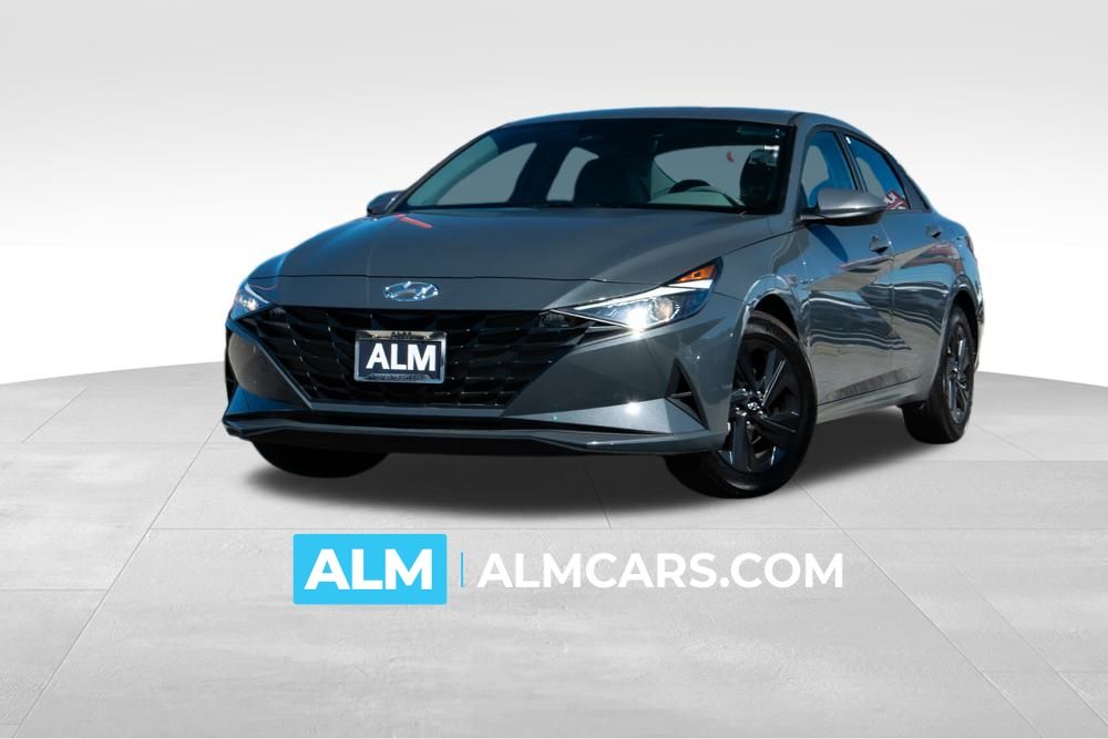 2023 Hyundai Elantra SEL's photo