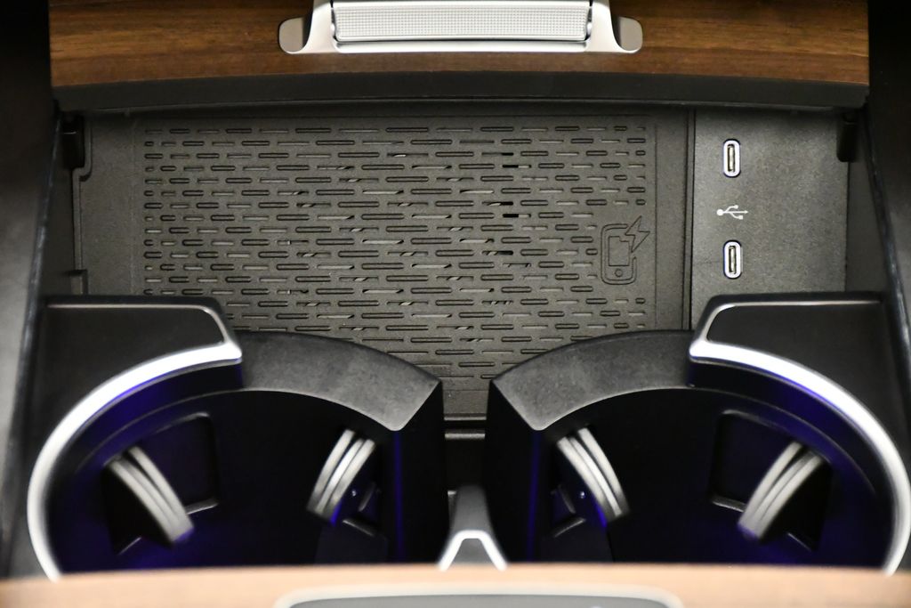 Thumbnail: 2026 Mercedes-Benz GLS - 30