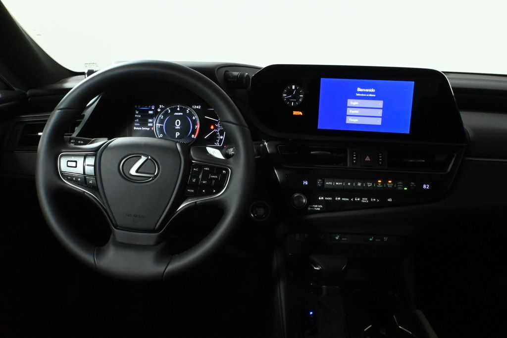 2025 Lexus ES 350 17