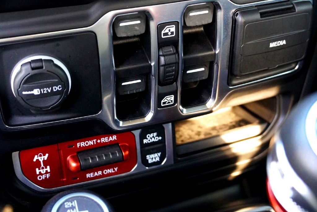 Used Car 2022 Jeep Gladiator  Rubicon For Sale Under $35,000 In Taylor, Texas