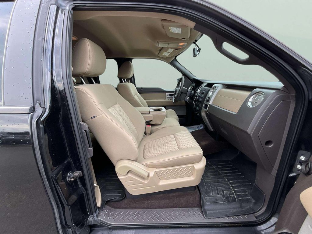 Used 2010 Black Ford XLT image 20