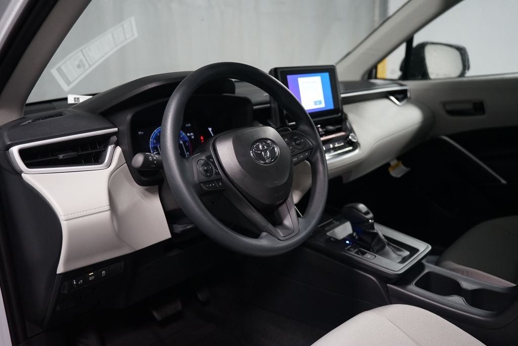 Thumbnail: 2026 Toyota Corolla Cross - 14