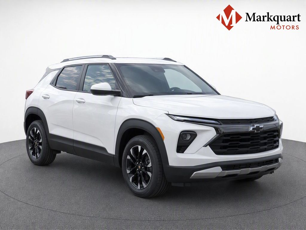 Summit White 2023 Chevrolet Trailblazer SUV / Crossover Four-Wheel Drive 9-Speed Automatic
