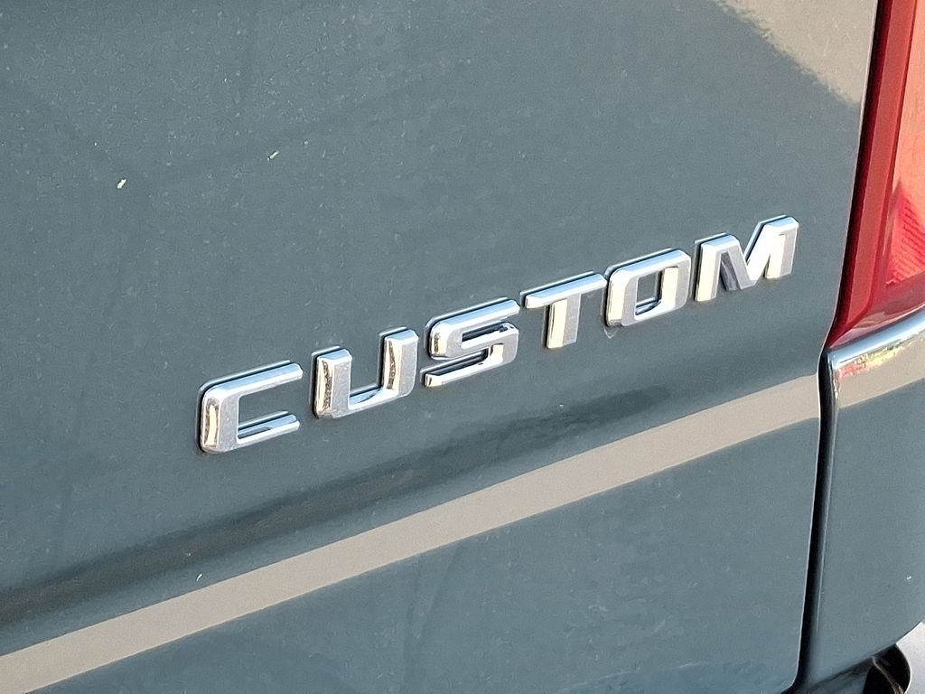 Thumbnail: 2026 Chevrolet Silverado 1500 - 12