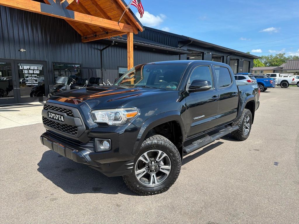 Midnight Black Metallic 2018 Toyota Tacoma Pickup Truck Four-Wheel Drive 6-Speed Automatic