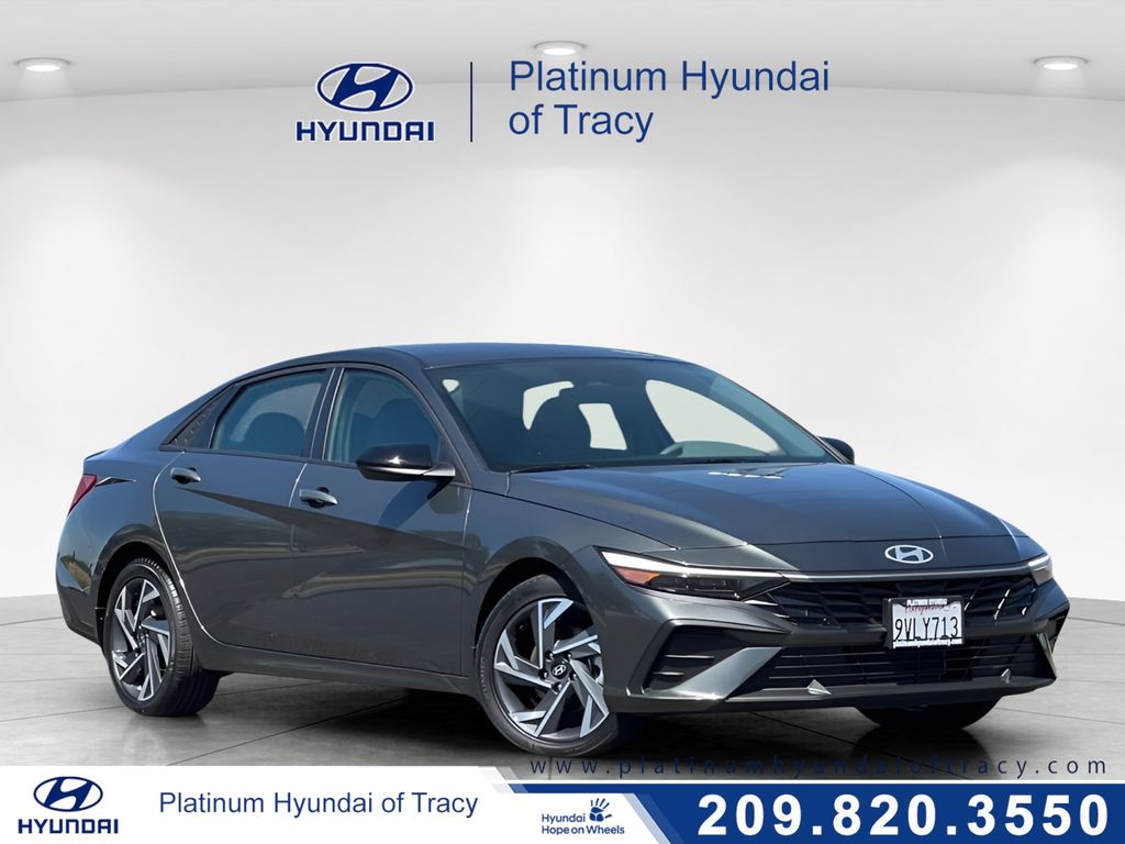 Amazon Gray 2025 Hyundai Elantra Sedan Front-Wheel Drive Continuously Variable Transmission