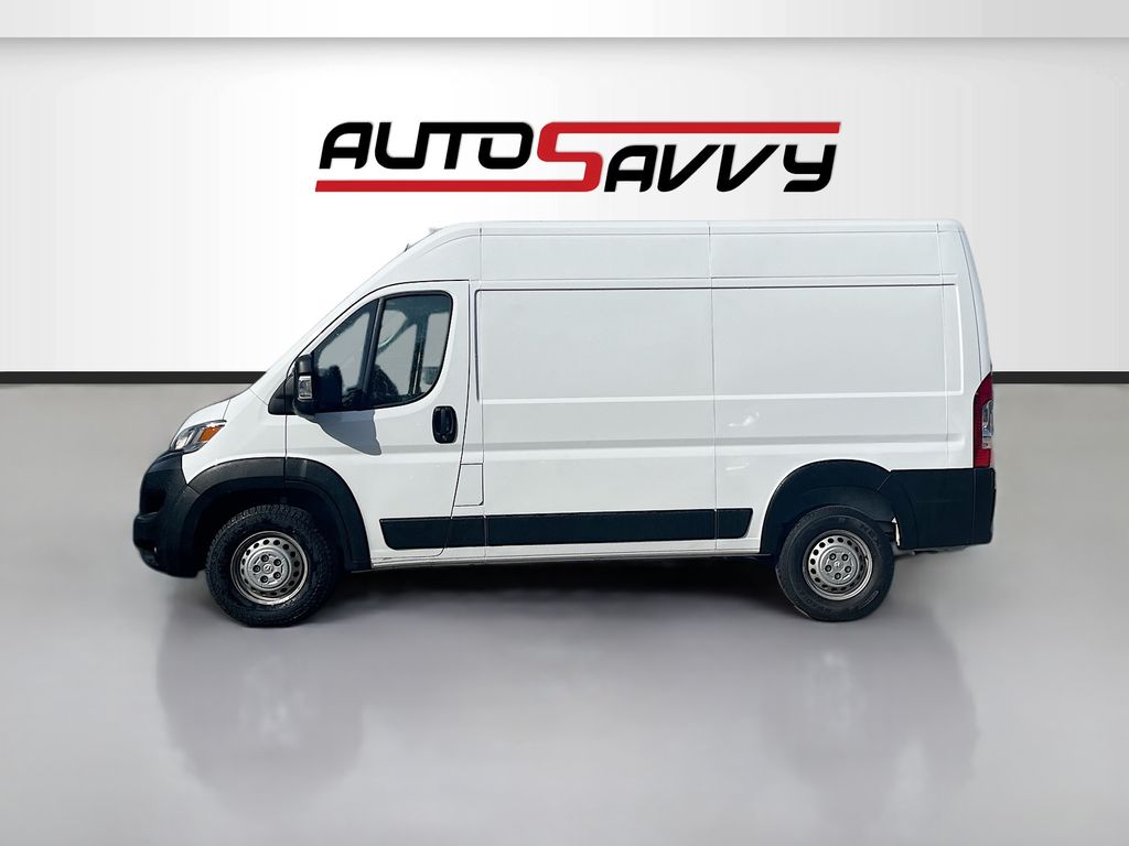 Used 2024 White Ram High Roof image 4