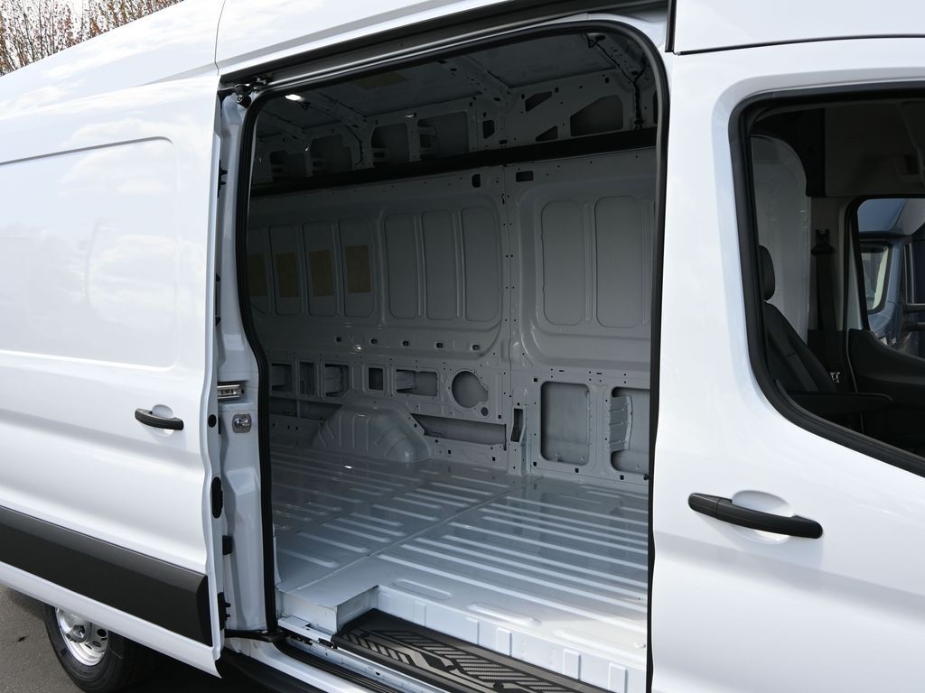 2025 Ford Transit 350 HD