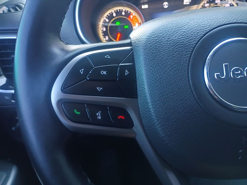 Used Car 2021 Jeep Cherokee  Limited For Sale Under $20,000 In Austin, Texas