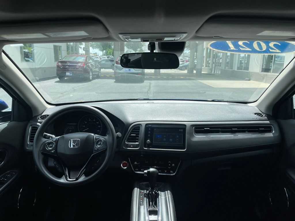 2021 Honda HR-V EX 10