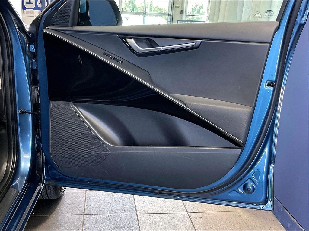 2024 Kia Niro EV — photo 12