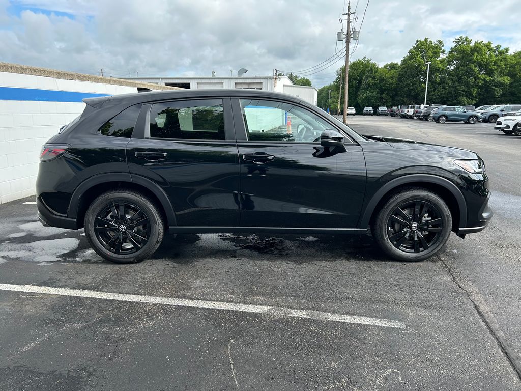 Thumbnail: 2026 Honda HR-V - 6