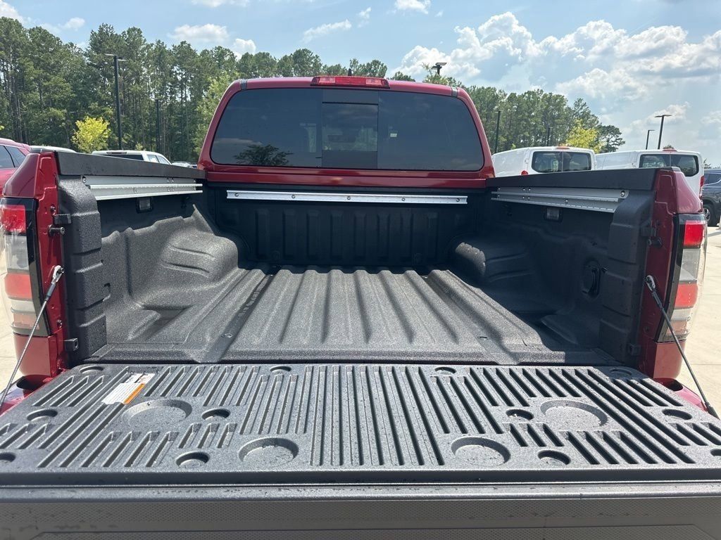 2025 Cardinal Red Metallic Tricoat Nissan Frontier PRO-4X 4X4 Truck