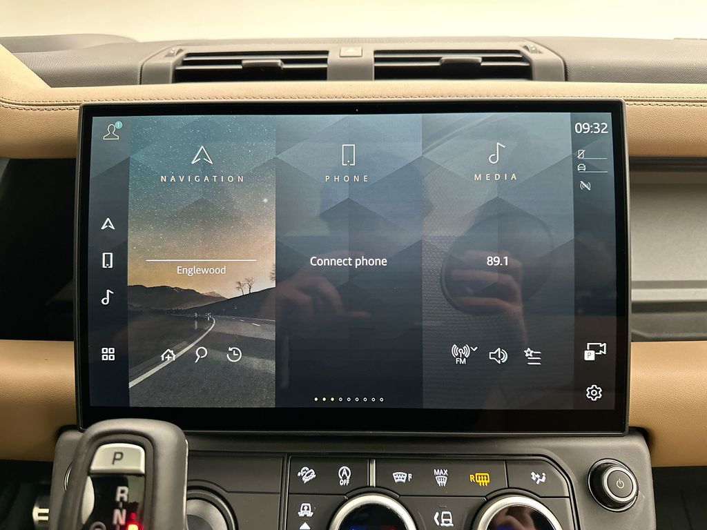 Thumbnail: 2026 Land Rover Defender - 13