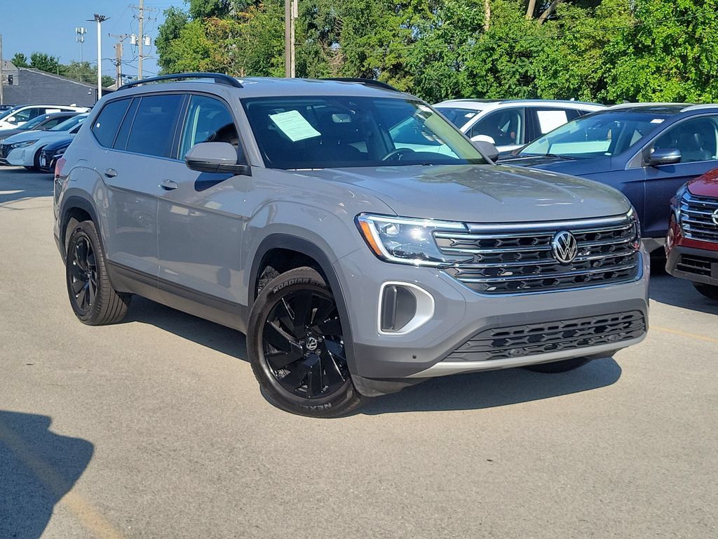  2026 Volkswagen Atlas SE 4Motion with Technology   