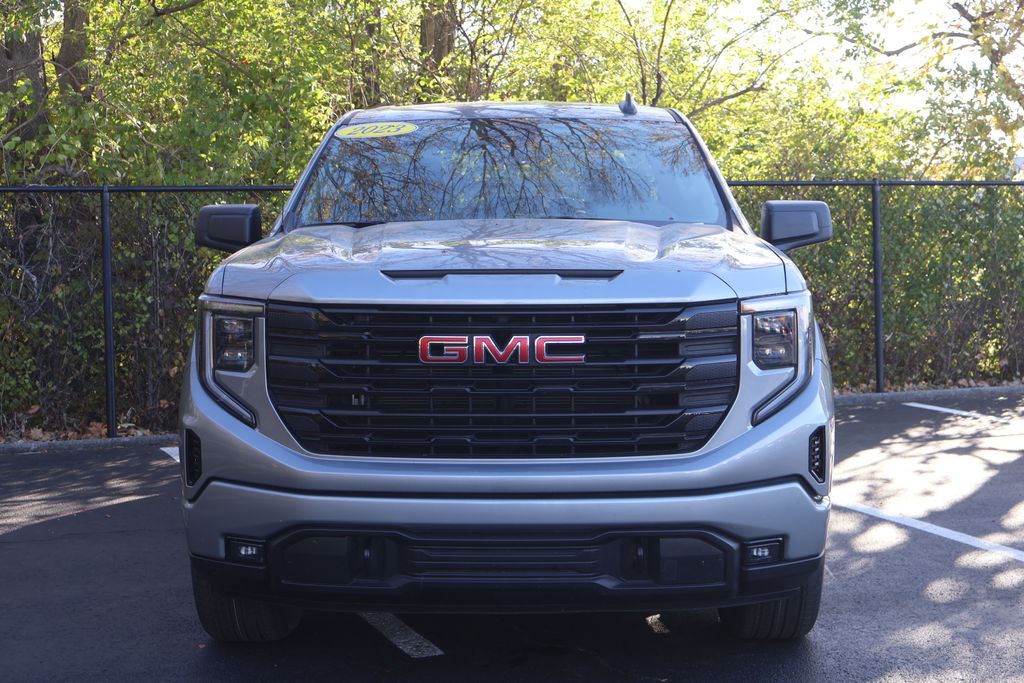 Thumbnail: 2023 GMC Sierra 1500 - 2