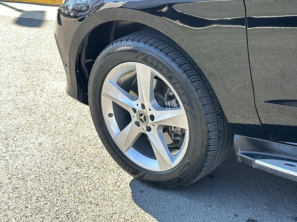 Thumbnail: 2018 Mercedes-Benz GLE - 15