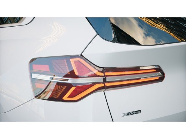 Thumbnail: 2026 BMW X3 - 8