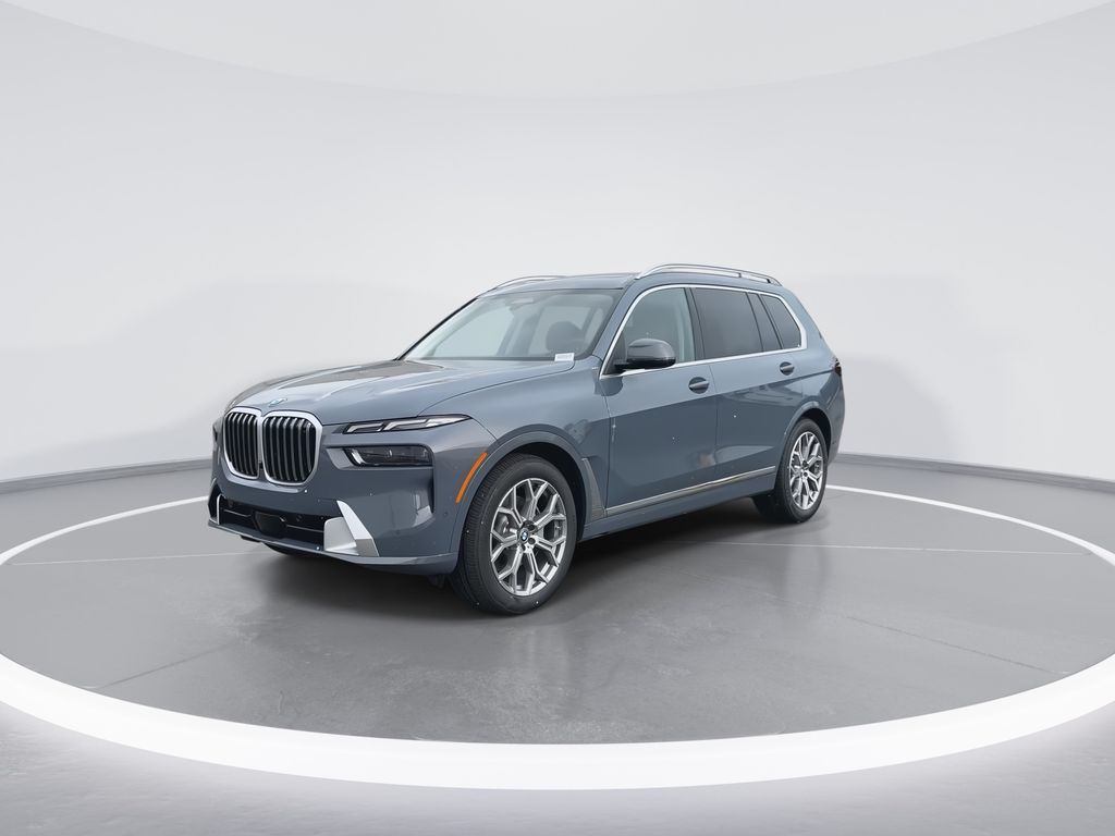 Thumbnail: 2026 BMW X7 - 4