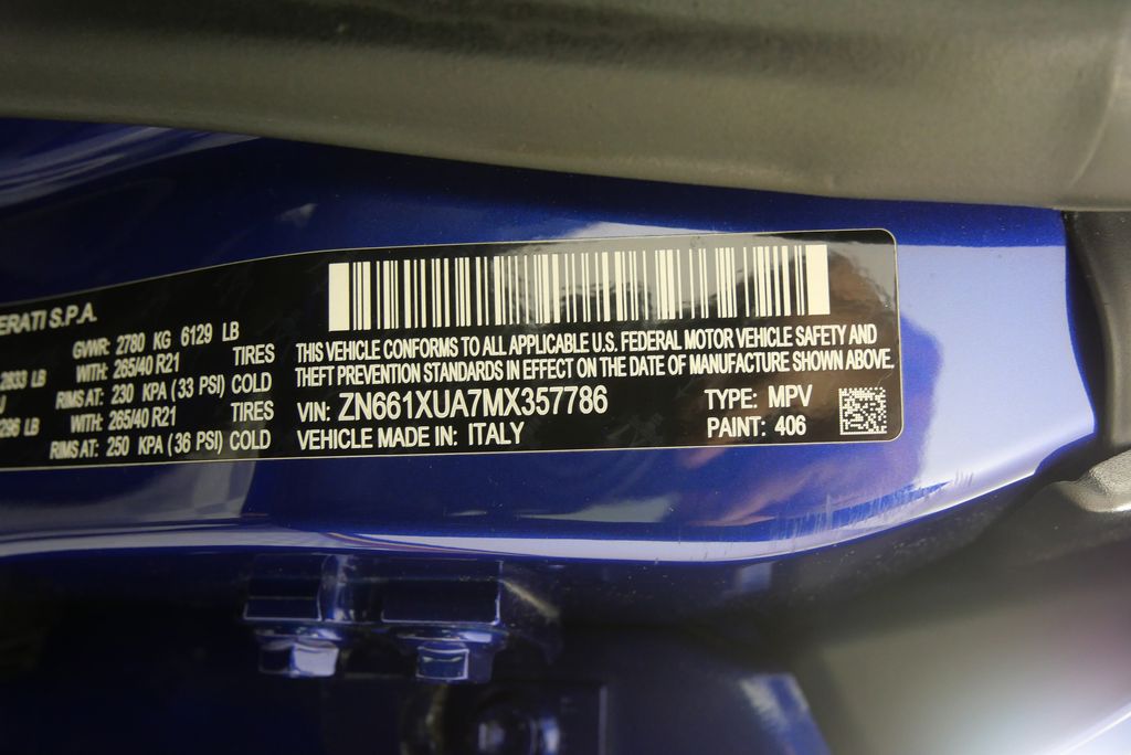 2021 Maserati Levante Base 29