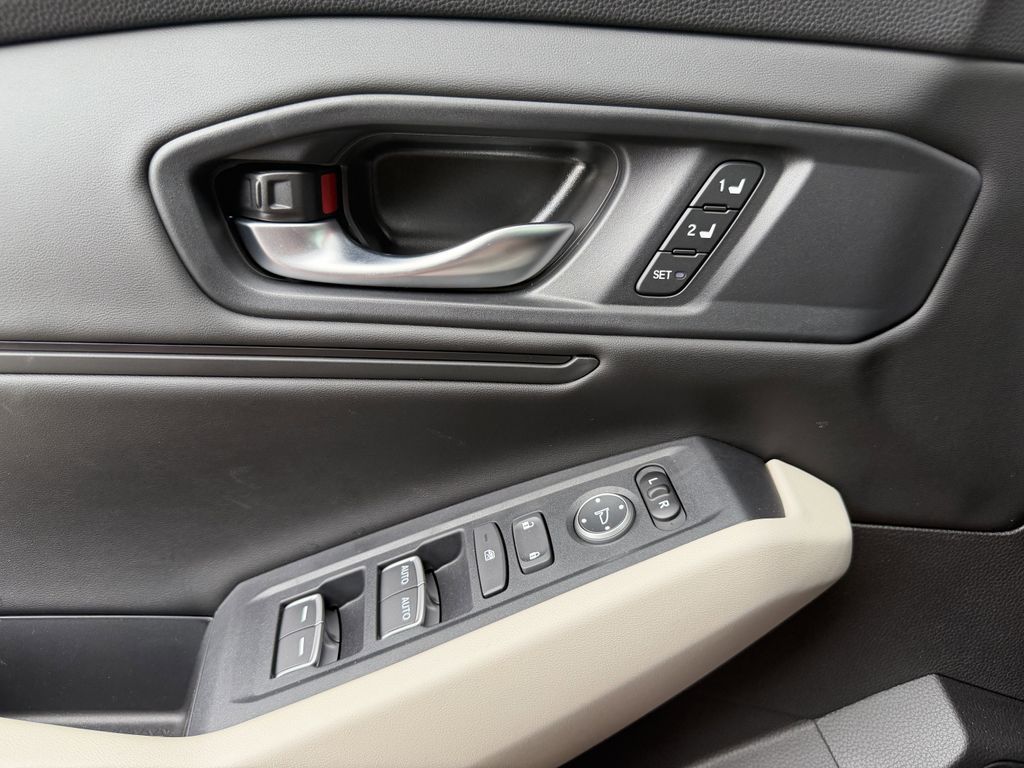 new 2026 Honda Accord Hybrid car, priced at $35,146