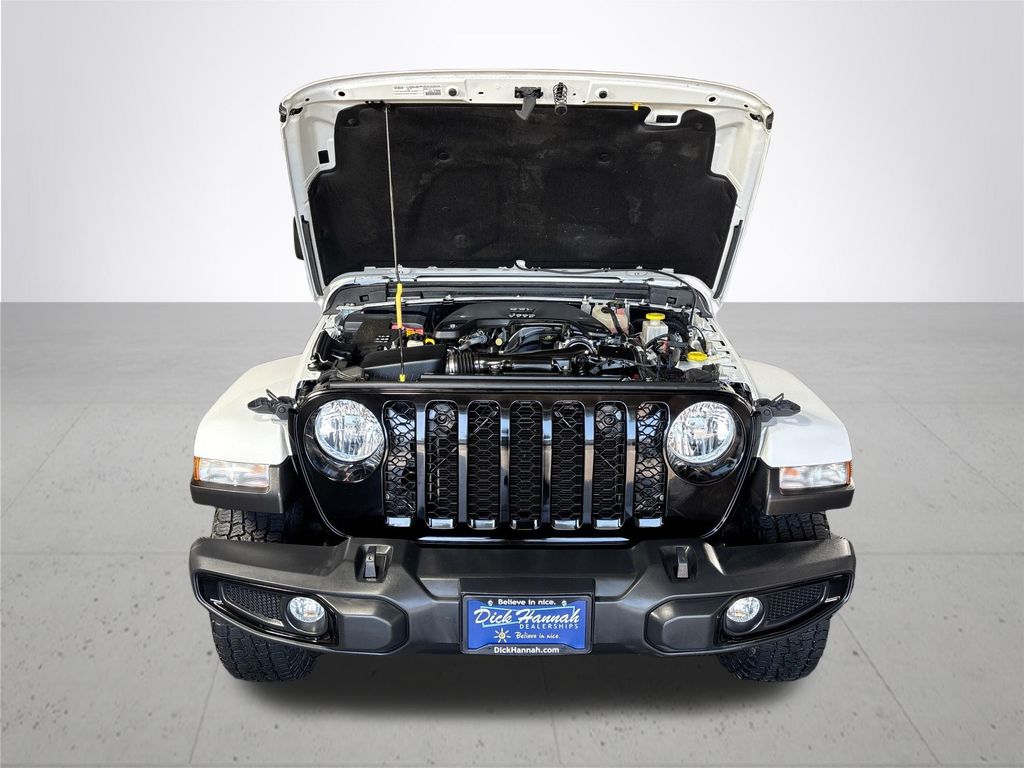 2021 Jeep Gladiator Willys