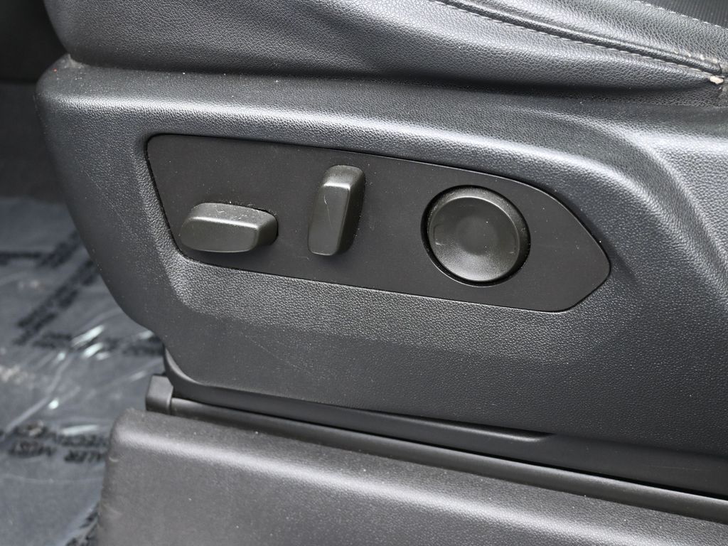 Used 2023 Summit White Chevrolet LTZ image 16