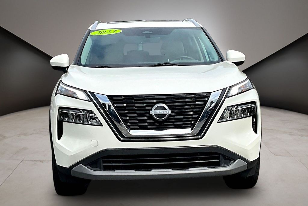 Photo 2 of 2023 Nissan Rogue SV
