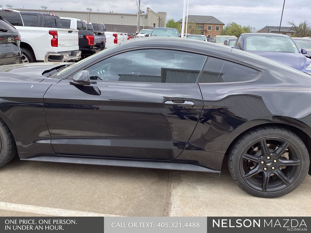 Used 2019 Black Ford EcoBoost image 9