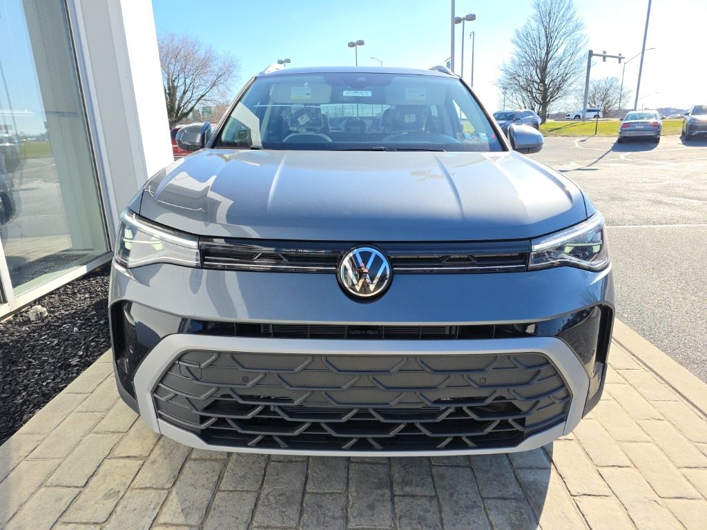2026 Volkswagen Taos 1.5T SE Gray at Sutliff Volkswagen