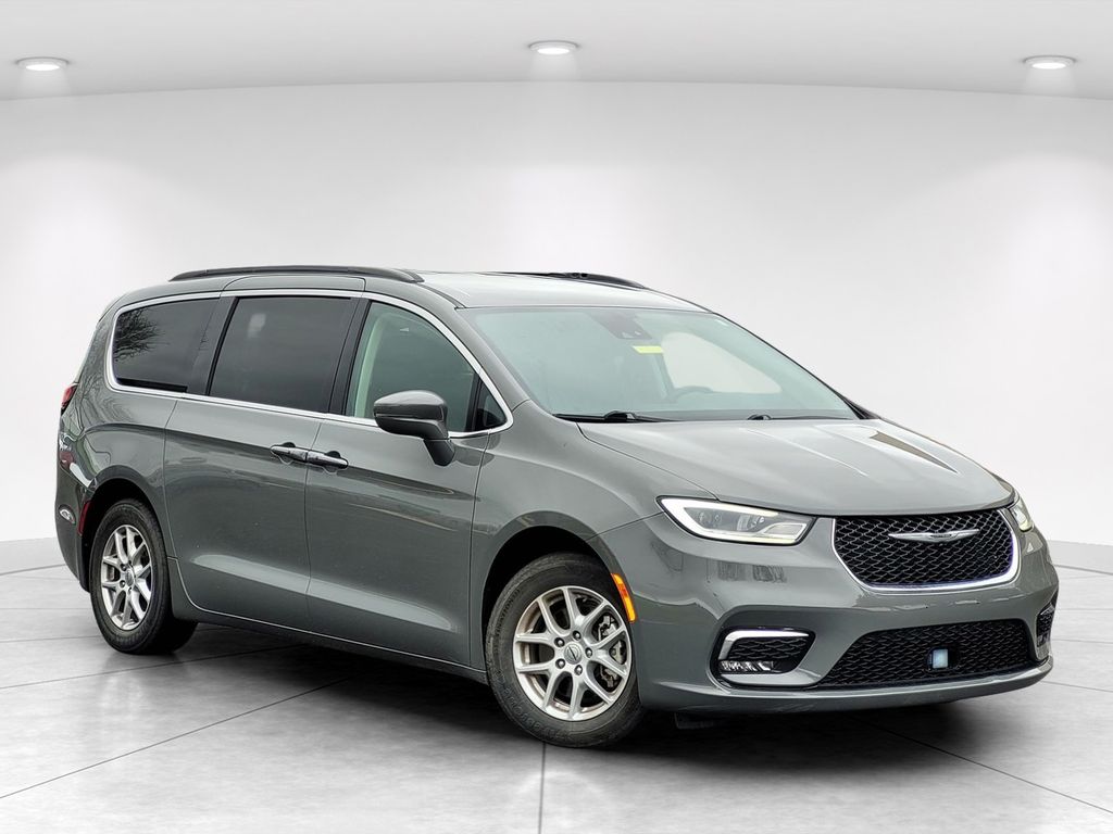 Ceramic Gray Clearcoat 2022 Chrysler Pacifica Touring L FWD Minivan Front-Wheel Drive 9-Speed Automatic
