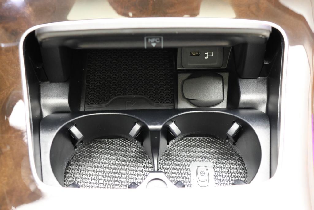 Thumbnail: 2023 Mercedes-Benz E-Class - 28